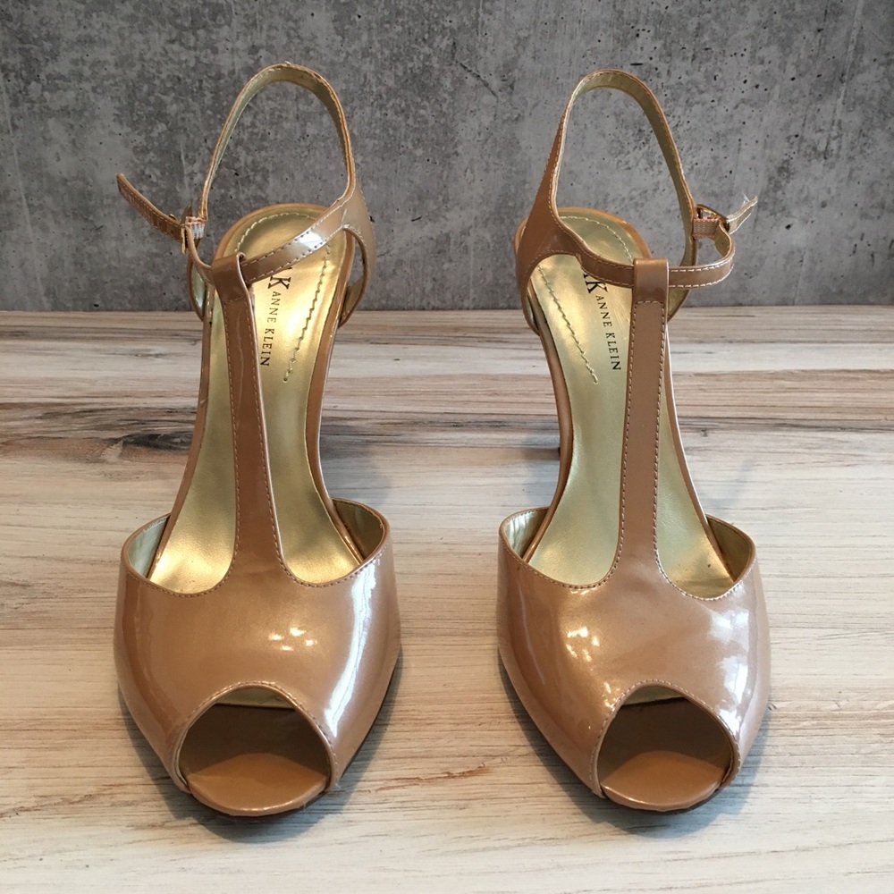 Anne Klein pink patent peep toe heels